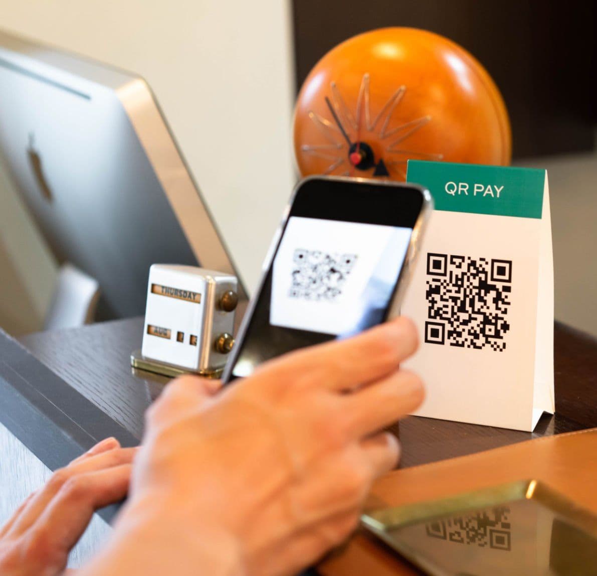 Como é feito o controle de acesso por QR Code? Entenda como funciona essa tecnologia