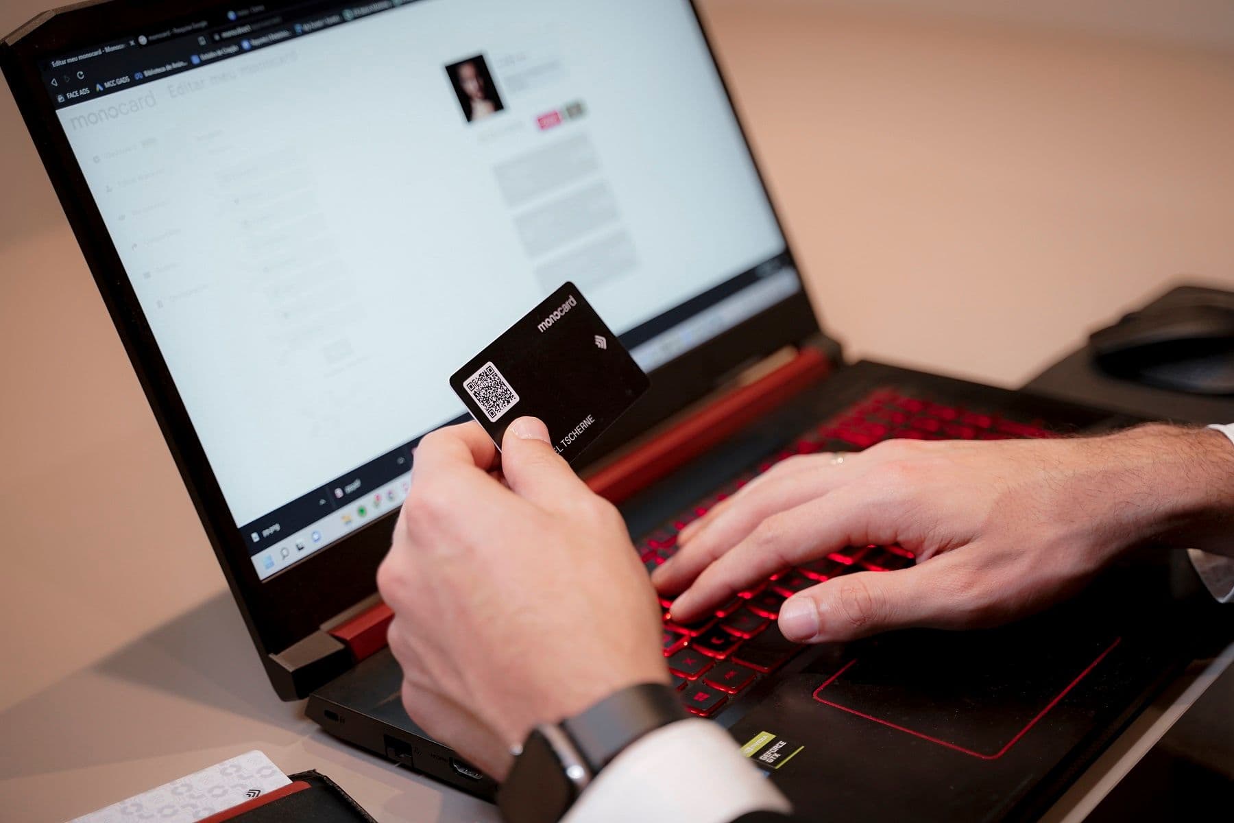 Quais as maiores plataformas de perfil digital em 2025?